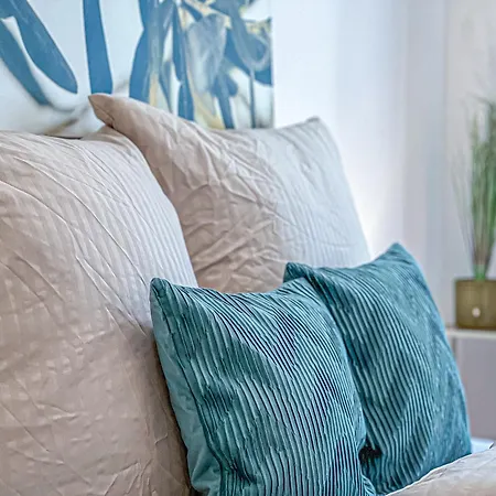 Gemuetliche Mit 2 Schlafzimmern, Kostenfreiem Parkplatz, Modernem Bad, Kueche, Waschmaschine & Trockner