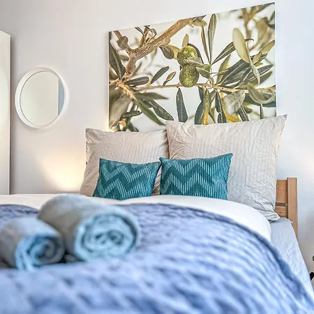 Gemuetliche Mit 2 Schlafzimmern, Kostenfreiem Parkplatz, Modernem Bad, Kueche, Waschmaschine & Trockner *