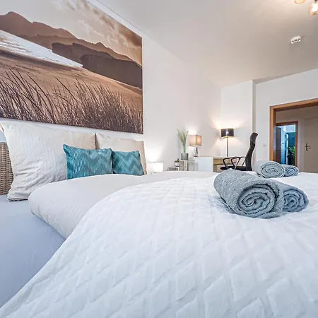 Apartmán Gemuetliche Mit 2 Schlafzimmern, Kostenfreiem Parkplatz, Modernem Bad, Kueche, Waschmaschine & Trockner