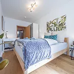 Gemuetliche Mit 2 Schlafzimmern, Kostenfreiem Parkplatz, Modernem Bad, Kueche, Waschmaschine & Trockner Apartman Lipcse