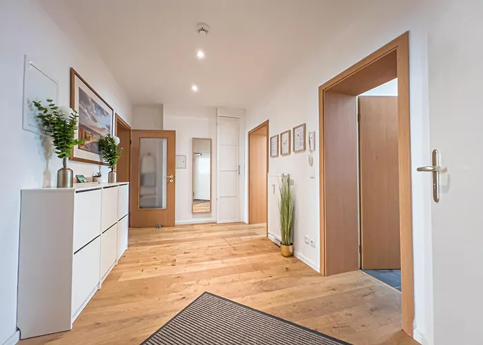 Gemuetliche Mit 2 Schlafzimmern, Kostenfreiem Parkplatz, Modernem Bad, Kueche, Waschmaschine & Trockner Apartmán